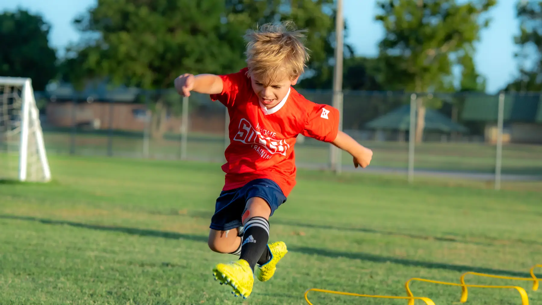 Essential skills for youth soccer players from in home soccer training